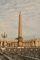 lindo foto do uma religioso monumento dentro Vaticano cidade