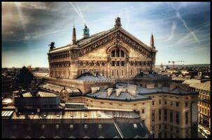 aéreo Visão do ópera garnier, Paris ensolarado dia foto