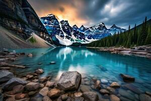 lago louise dentro banff nacional parque, alberta, Canadá às pôr do sol, grandes exposição foto do lago morena, banff nacional parque, ai gerado