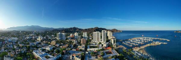 paisagem urbana - santa marta, Colômbia foto