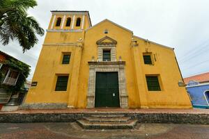 Igreja do a piedosos trindade - cartagena, Colômbia foto