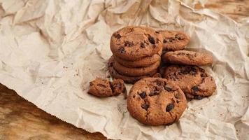 tela plana de biscoitos de chocolate artesanais foto
