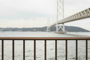 Akashi Kaikyo ponte Visão Cruz sobre oceano Paz calma quieto Lugar, colocar panorama para natureza vintage metropolitano viagem fundo foto