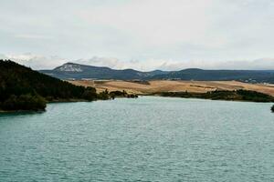 vista panorâmica do lago foto