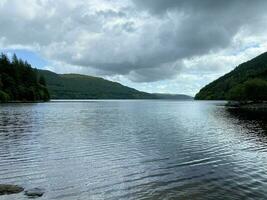 uma Visão do a norte país de gales campo às lago vyrnwy foto