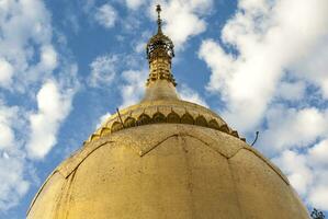 dourado cúpula do bupaya pagode, Bagan, mandalay região, Mianmar, Ásia foto