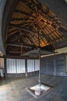 antiga casa de fazenda tradicional japonesa em togenkyo-iya, tokushima no Japão foto