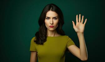 mulher branco com confiança exibindo uma Pare mão sinal, ai generativo. foto