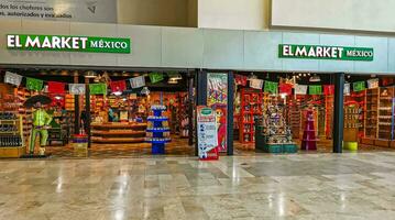 guadalajara jalisco México 2023 guadalajara internacional aeroporto aeronave pista interior construção e portão México. foto