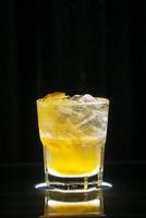 vodka e chave de fenda laranja clássico famoso coquetel de frutas foto