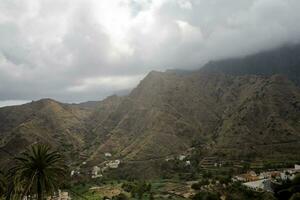 original colorida casas em a espanhol ilha do canário Gomera foto