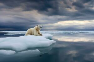 Derretendo gelo ameaça ameaçadas de extinção polar Urso dentro comovente ártico cena - ai gerado foto