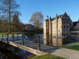 castelo de ruurlo na holanda foto