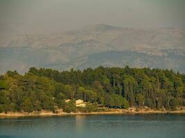 a ilha de corfu foto