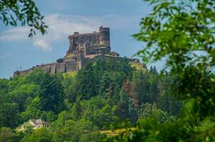 parque naturel regional des vulcões d'auvergne foto