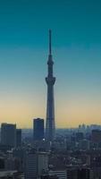 cidade de Tóquio e torre da árvore do céu de Tóquio foto