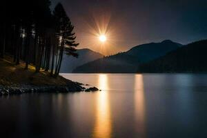 a Sol sobe sobre uma lago e montanhas. gerado por IA foto