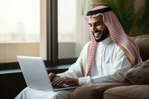 saudita homem sentado computador portátil em frente tendo a conectados reunião. generativo ai foto