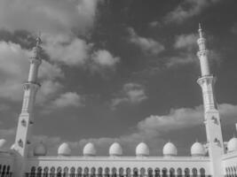 mesquita em abu dhabi foto