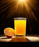 uma vidro do fresco laranja suco com uma limão fatia em Sombrio brilho do sol fundo frente Visão ai generativo foto
