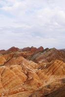 Zhangyei Danxia Landform em Gansu China. foto