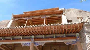 arquitetura budista antiga grutas de dunhuang mogao na china de gansu foto