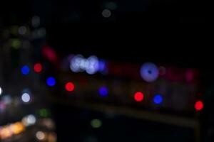noite cidade rua abstrato embaçado bokeh luzes fundo foto