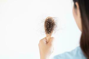 mulheres com cabelo perda e saúde problemas foto