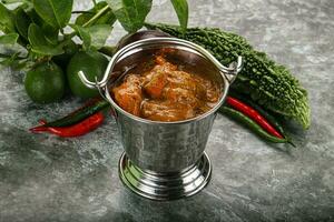 indiano cozinha - frango Curry com especiarias foto