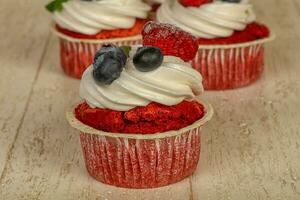 cupcake com frutas foto