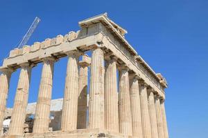 templo de partenon na acrópole de atenas, grécia foto