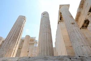 templo de partenon na acrópole de atenas, grécia foto