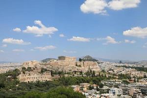 templo de partenon na acrópole de atenas, grécia foto