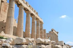 templo de partenon na acrópole de atenas, grécia foto
