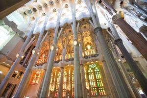 dentro da sagrada familia, espanha foto