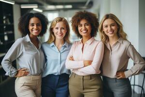 grupo do casual o negócio trabalho em equipe homens e mulheres olhando às Câmera com cruzado braços dentro escritório, Novo geração do enérgico empreendedores conceito. ai generativo foto