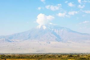 Visão do montar ararat dentro ararat avião dentro Armênia foto