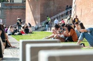 paisagem urbana em dia ensolarado em toulouse, frança, no verão de 2022. foto