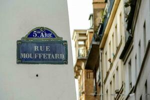 placa de rua em paris foto