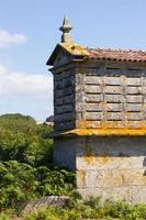 orreo, uma arquitetura galega típica para armazenamento de grãos. foto