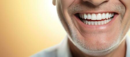 generativo ai, Senior homem boca ou dentes sorridente, higiene ou dental limpeza Cosmético serviço foto