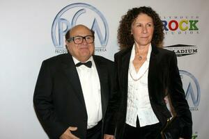 danny devito ema perlman A chegar às a produtores guilda prêmios às a paládio dentro los angeles ca em janeiro 24 2009 2008 foto