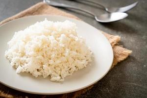 arroz cozido no prato