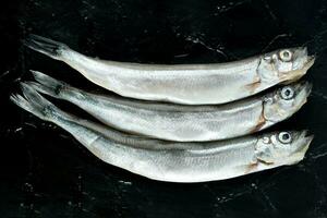 três congeladas Shisamo japonês peixe foto