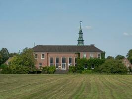 velho castelo fechar Norddeich dentro Alemanha foto