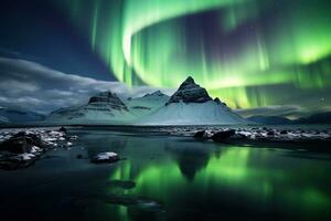 aurora boreal dentro Islândia com neve coberto montanhas e reflexão ai gerado foto