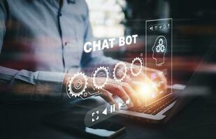 homem usando laptop e bate-papo com barra de toque bate-papo com ai, inteligência artificial, sistema de inteligência artificial um chatbot de inteligência artificial, chatbot digital, aplicativo de robô, conversa foto