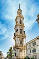 Sino torre, Igreja do nosso senhora do rosário, pompeia, Itália foto