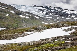 Veobrean geleira visto a partir de brilho montanha Jotunheimen nacional parque, Noruega foto