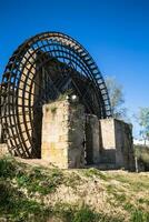 velho moinho de vento dentro Córdoba, Espanha foto